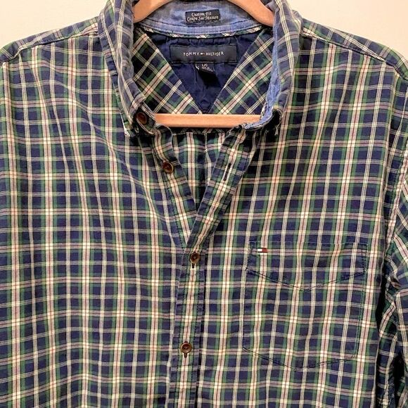 🌷 Tommy Hilfiger🌷Navy Blue Green Red White Plaid Button Down Shirt - Picture 3 of 7